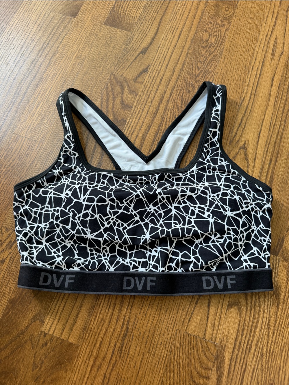 Diane Von Furstenberg Black and White Abstract-Print Sports Bra, size L